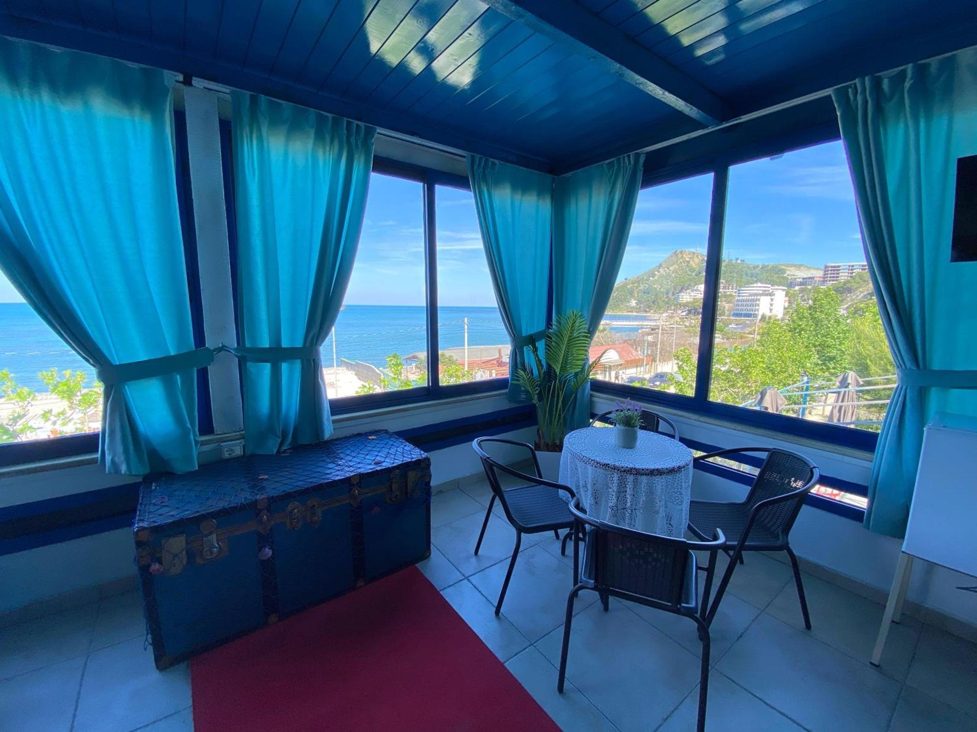Tramonto Hotel Durrës Habitación foto