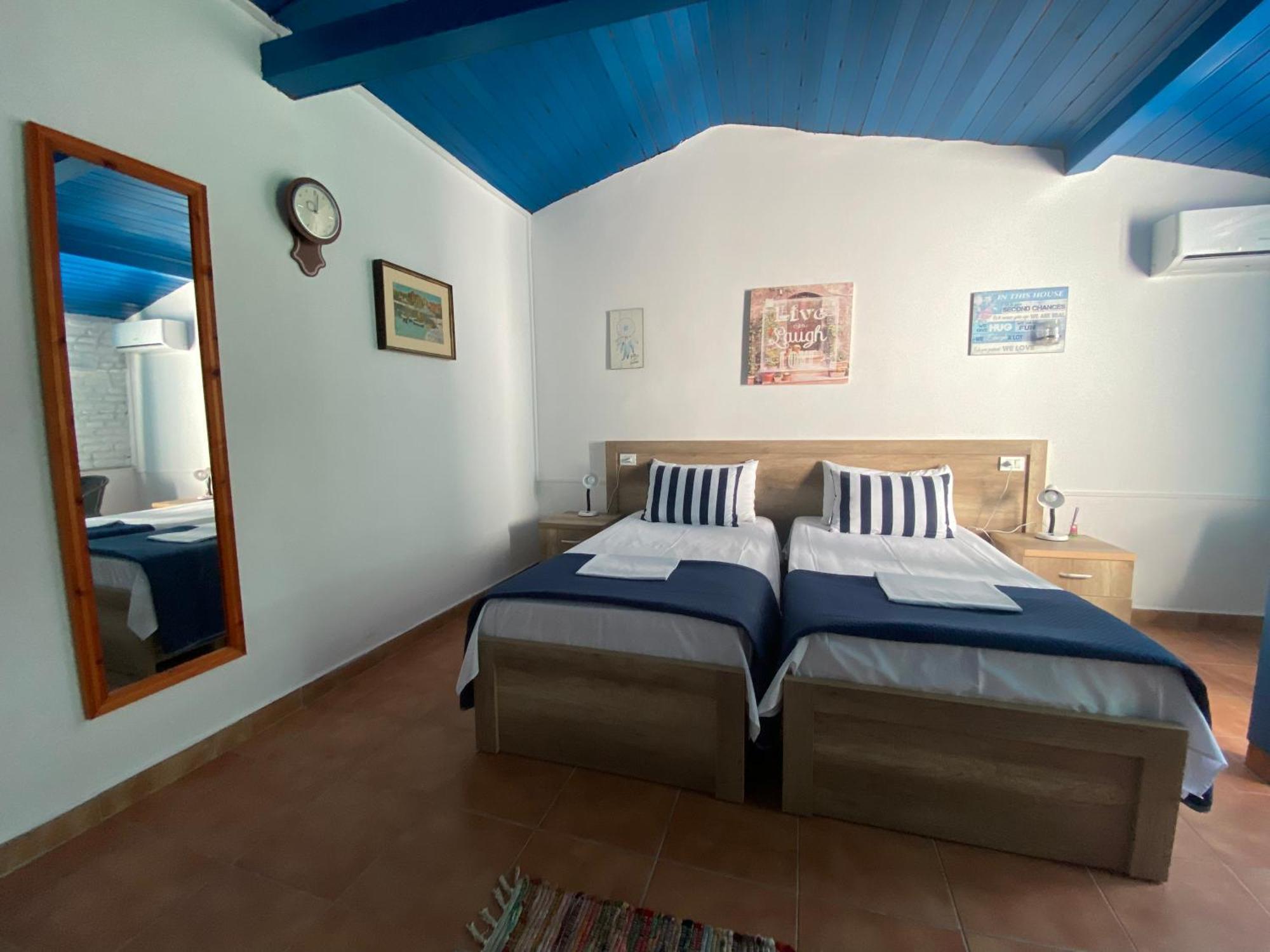 Tramonto Hotel Durrës Habitación foto